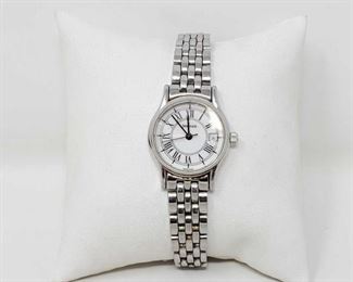 #558 • Tiffany & Co Watch - Authenticated casiing measures approx 22.0mm.