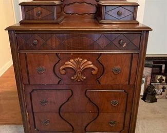 Antique Chest of Drawers