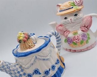 CAT TEAPOTS