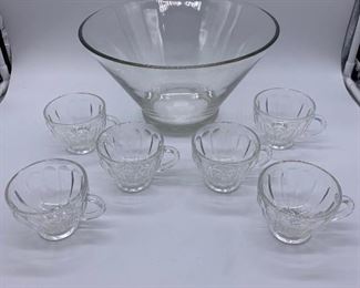 Punch Bowl and 6 cups