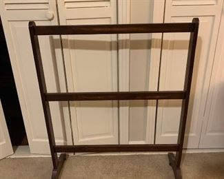 Mahogany Wood Quilt Rack