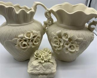 Porcelain Pot Set