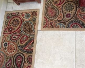 Paisley rug 5 x 7 and matching door mat size