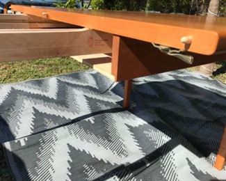 two 18’ self storing leaves 