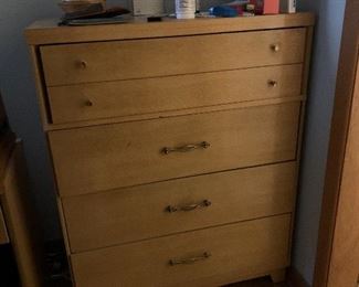 Vintage blonde chest of drawers