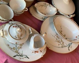 Albion China - 12 pc setting, serving pieces, platters - all in excellent conditio