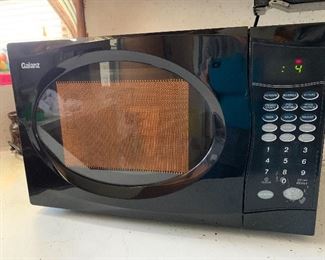 Galanz Microwave 1300 watts