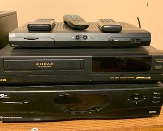 DVD player, VHS Player