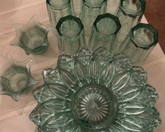 Indiana glass sunflower set 