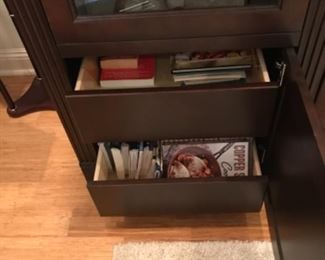 Lower pull out drawers