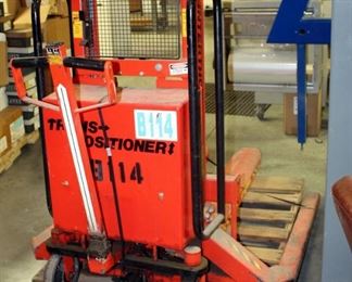 InterThor Trans Positioner Forklift, Model LL1000TES, 2200Lb Capacity