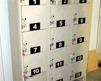 5-Tier 3-Wide Locker With Padlocks And Keys, 66" x 45" x 16"