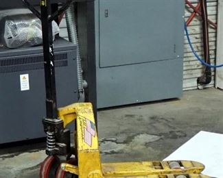 Wesley Corp. All-American Narrow Hydraulic Pallet Jack / Mule, Model 24-14-5000AA, 5000lb Capacity