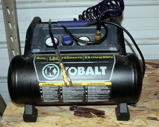 Kobalt 3 Gallon Portable Air Compressor, Model 0200382, 155 Max PSI