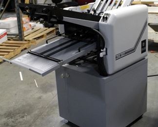 Baum Ultra Fold Tabletop Paper Folder, Model 714XLT, Includes Metal Stand