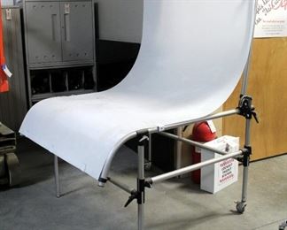Monfrotto 220PSL Still Life Shooting Table With 4' x 8' Acrylic Backdrop Sheets, Qty 4
