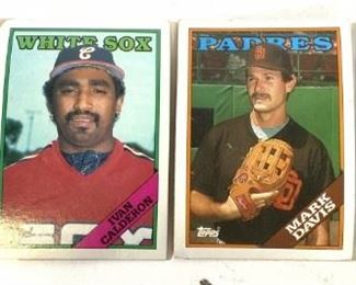 Lot 4 Assorted Topps MLB Trading Cards
