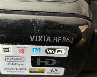Vixia HF R62