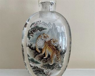 Chinese Snuff Bottle Painted Inside with Siberian Tigers