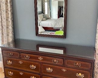 Double dresser w/ mirror