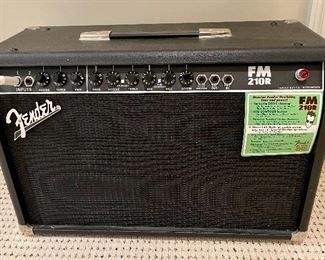 Fender Amp FM210R