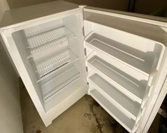 Frigidaire Commercial Upright Freezer