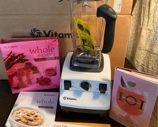 NIB Vitamix 5000 Series