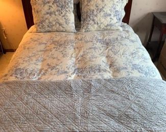 Pottery Barn Toile Queen Bed Linens