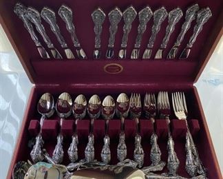 Victorian Style Naken Oneida Stainless