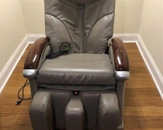 Ulitmate massage chair