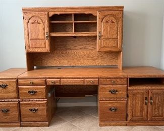 Oak Office Suite
