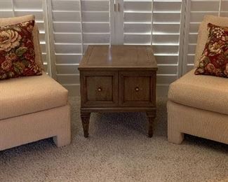 Armless Chairs Like New Upholstery