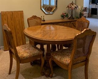 Bernhardt Vintage Buffet and Matching Dining Table w Chairs