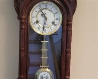 Vintage 31-Day Clock, works!