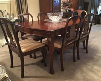 Dining Table with Chairs, Three Leaves and Pads 