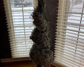 5' Decorative Faux Topiary Tree