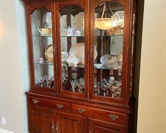 PENNSYLVANIA HOUSE Lighted Hutch