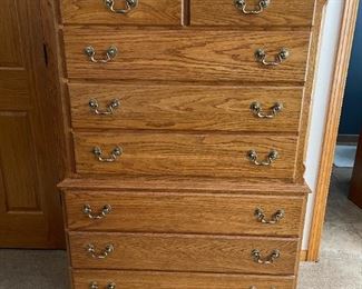 Cochrane Furniture Oak 8 Drawer Tallboy Dresser
