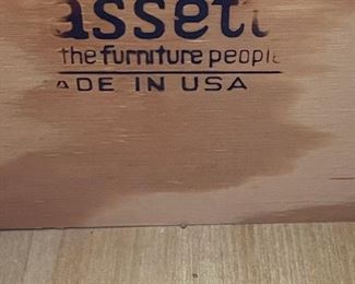 Bassett Furniture 4 Drawer Oak Dresser