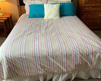 Queen Size Bed with Wood Cabinet Headboard