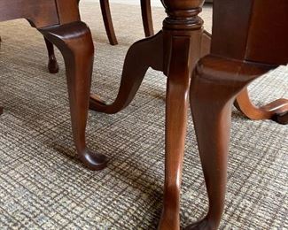PENNSYLVANIA HOUSE Dining Room Set