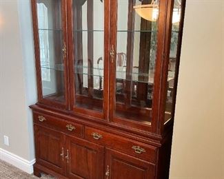 PENNSYLVANIA HOUSE Lighted Hutch