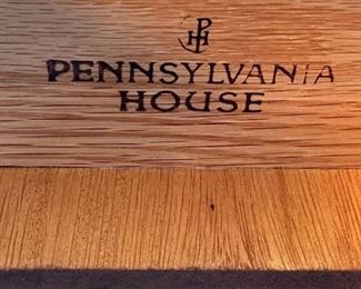 PENNSYLVANIA HOUSE Lighted Hutch