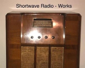 Wards Airline Nine Tube & Shortwave Radio 62-901 (1938) WORKS!
