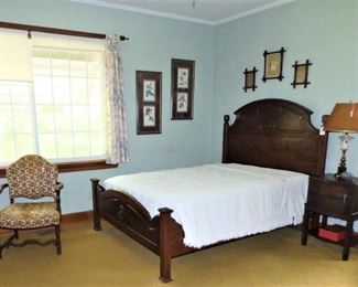 Victorian Full Size Bed