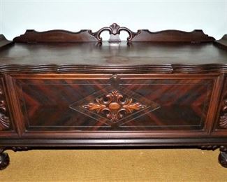 Cavalier Antique Cedar Chest