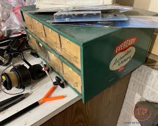 Vintage EVERREADY Auto Lamps Display Metal Cabinet