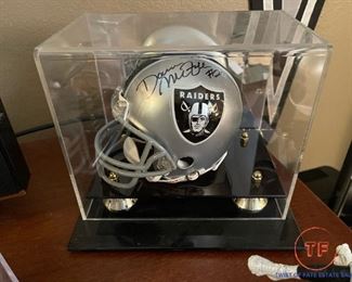 DARREN MCFADDEN Autographed Raiders Mini Football Helmet with COA