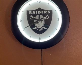 Raiders Neon Light Clock