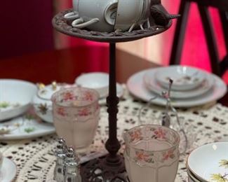 Cast Iron Bird Path Center Piece